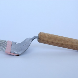 Вилка пчеловода нерж. гнутая игла